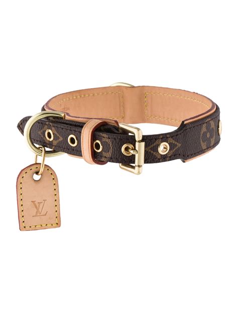 louis vuitton dog collar large.